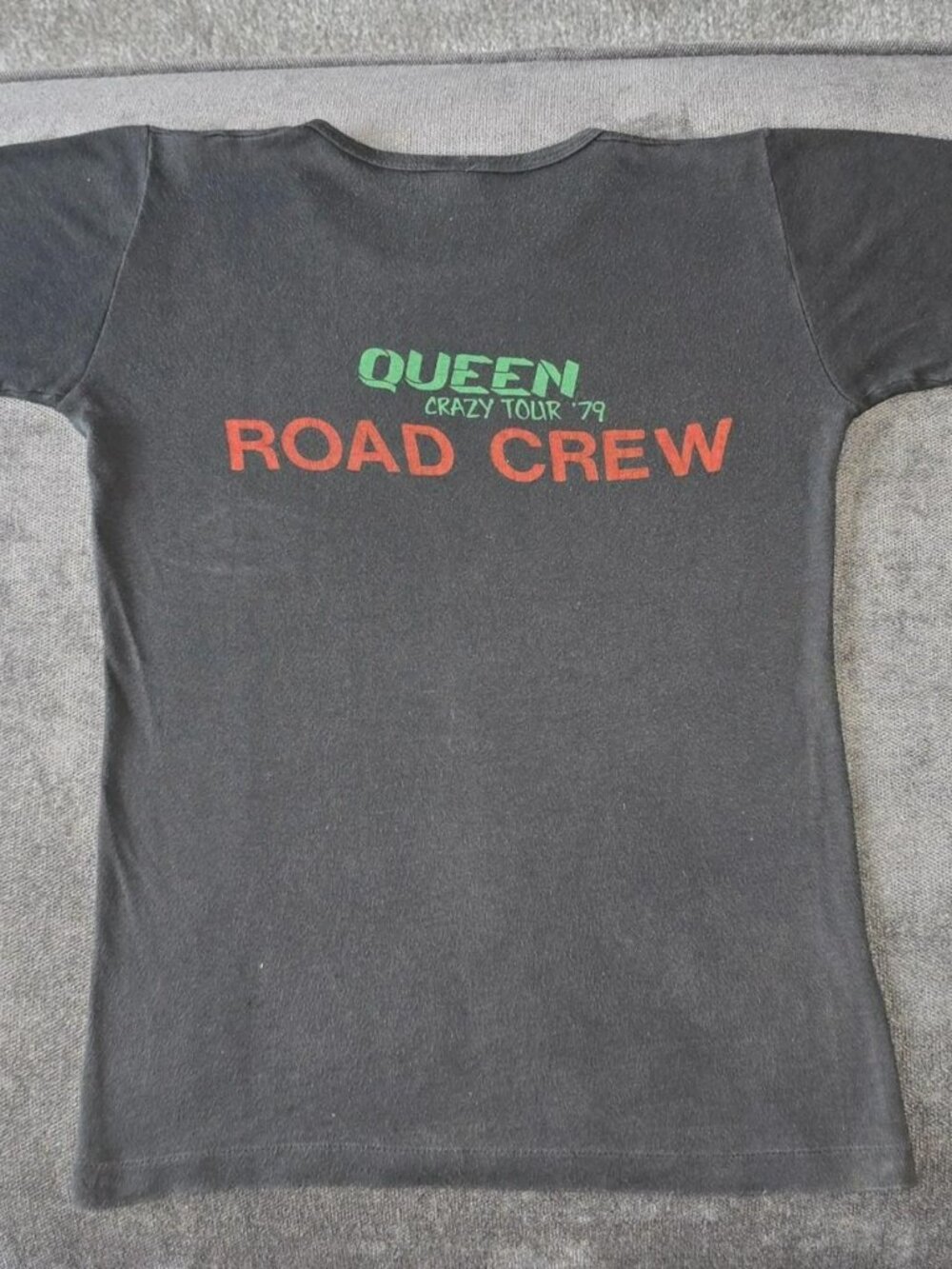 Vintage Rare 1979 Queen Band Crazy Tour '79 Road Crew Medium T-shirt